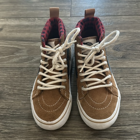 BOYS VANS SNEAKERS - Picture 6 of 10